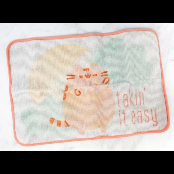 Floor Mat - from Pusheen Box Spring 2021 - 3 PUSHEEN ITEMS FOR $20 - Picture 6 of 8